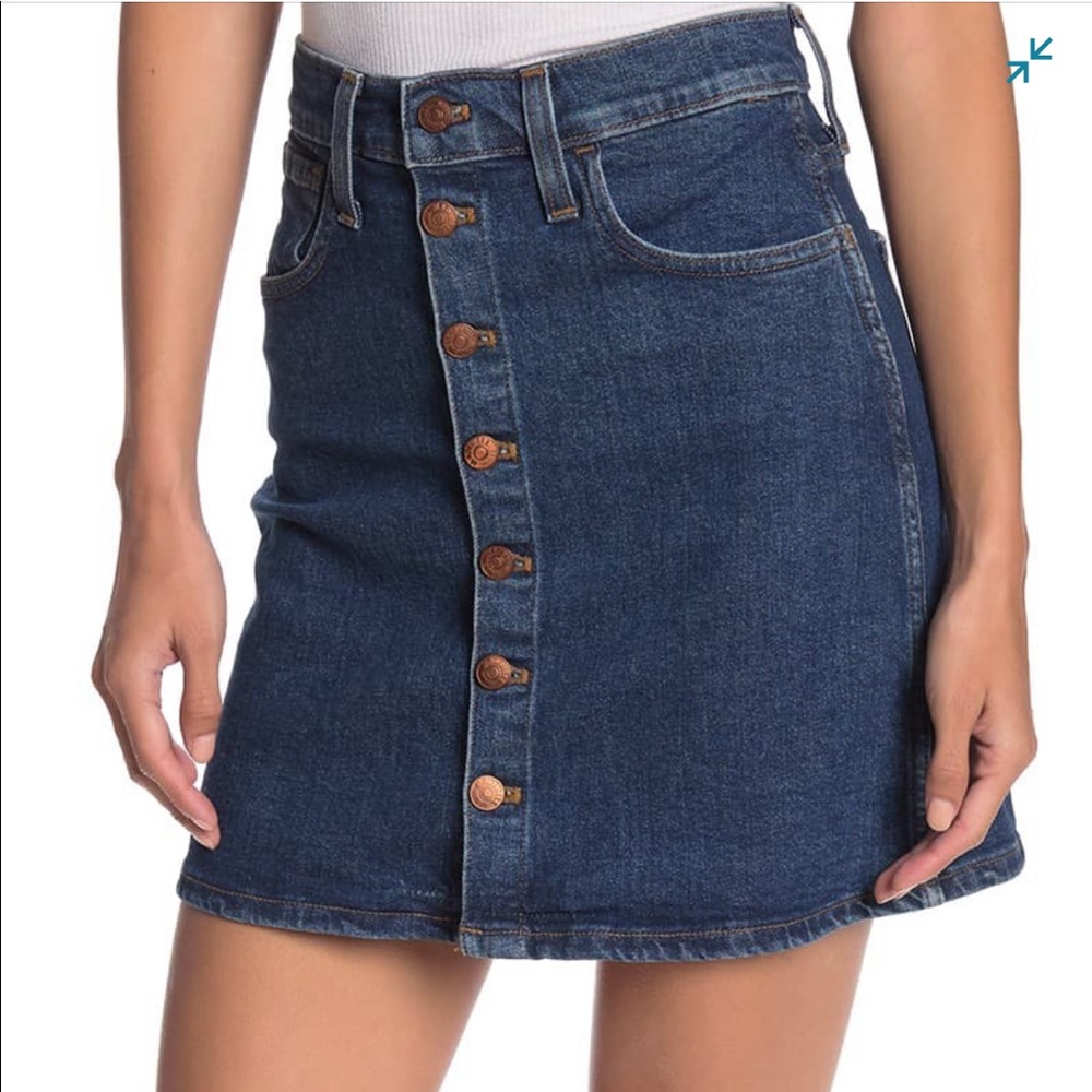 Made well Denim high waisted skirt sz. 27